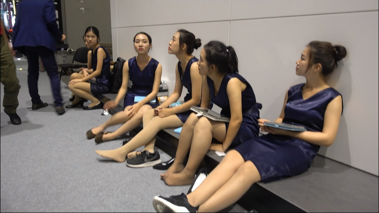 streetsnapshoep[00 00 54][20181210 221000 9]